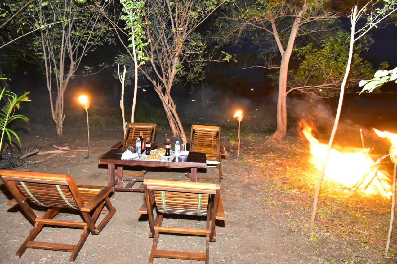 Canal Side Safari Resort Udawalawe Zewnętrze zdjęcie